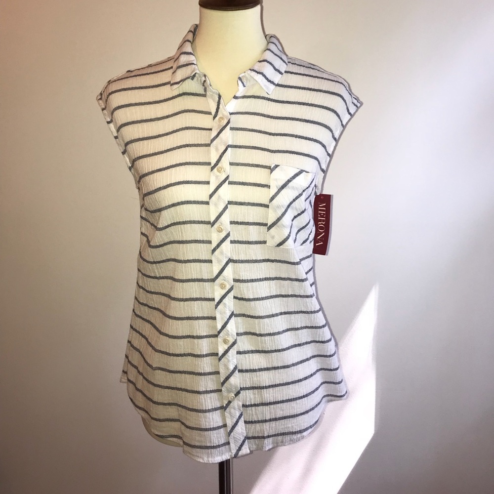 COPY - NWT. Navy & White striped shirt